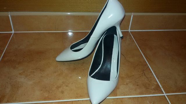 zapato de zara talla 37 blancos