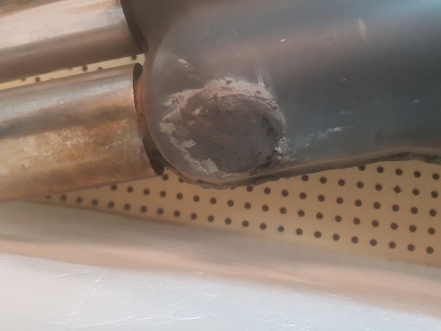 ESCAPE HONDA TRANSALP REPARADO