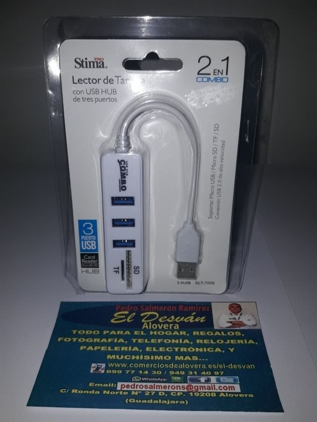 LECTOR DE TARJETAS CON 3 PUERTOS USB NUEVO