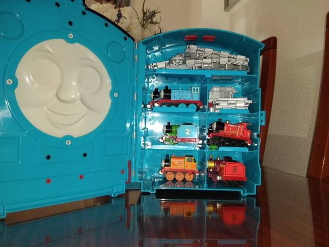 Guarda trenes de Tomas y sus amigos.  De metal.