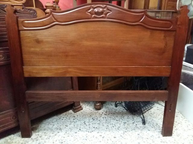 Cama isabelina de caoba de segunda mano por 645 € en La Bisbal d