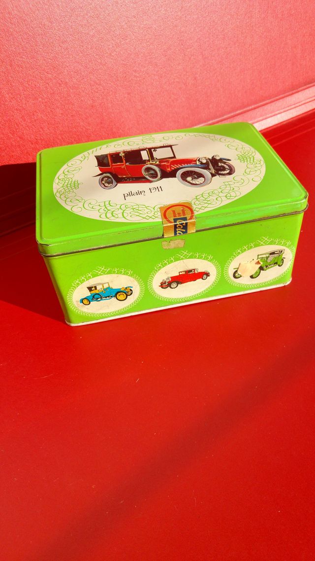 CAJA "COLA CAO" DE CHAPA VINTAGE DE LOS 70's