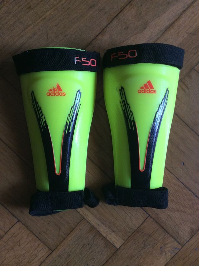 Espinilleras niño Adidas F50