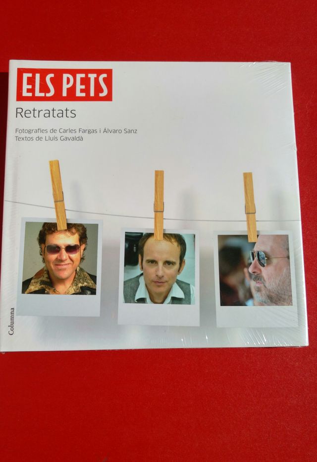 LLIBRE"ELS PETS RETRATATS"PRECINTAT NOU A ESTRENAR