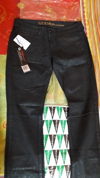 Mujer Pantalón Skinny Encerado Gris | Pantalones Guess · TanPhuMy