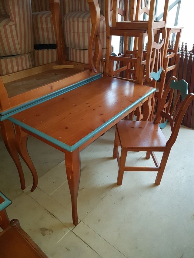 Mesa de comedor con 4 sillas madera de segunda mano por 80 € en Sant ... Mesa de comedor con 4 sillas madera de segunda mano por 80 € en Sant ...