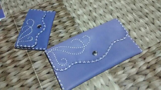 carteras_monedero a mano