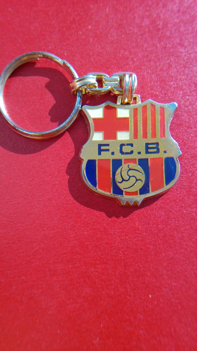 F.C. BARCELONA KEY CHAIN VINTAGE 80's
