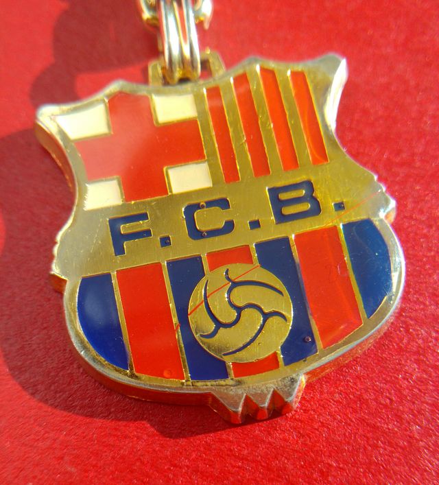F.C. BARCELONA KEY CHAIN VINTAGE 80's