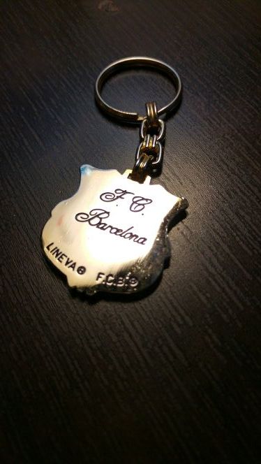 F.C. BARCELONA KEY CHAIN VINTAGE 80's