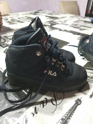 zapatillas fila en bota