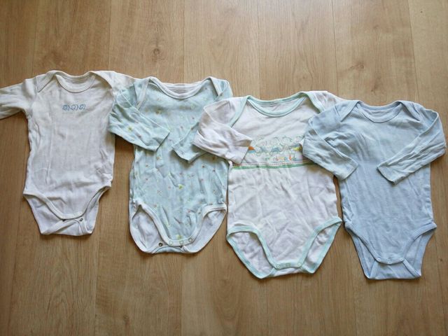 14 bodies bebé de 1 a 2 años