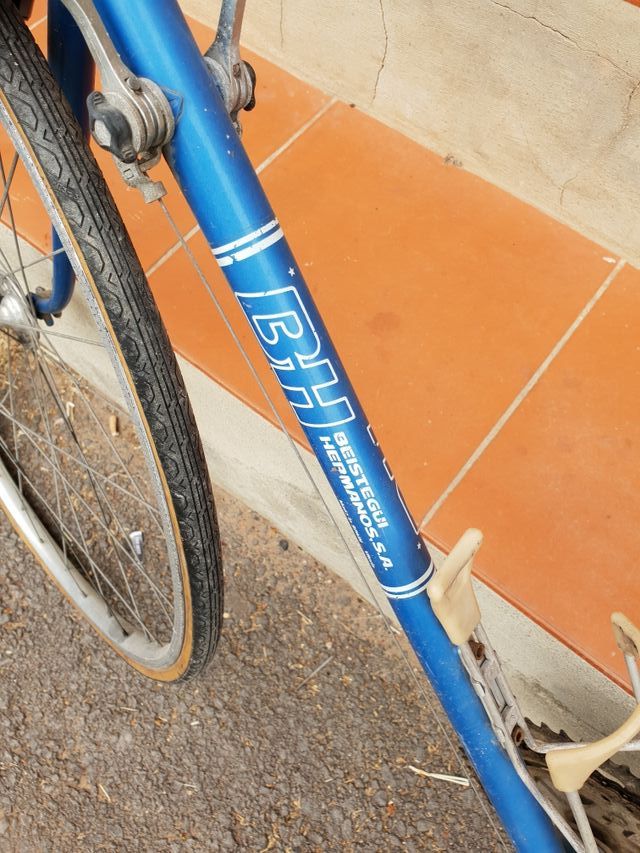 Bicicleta bh de carreras antigua