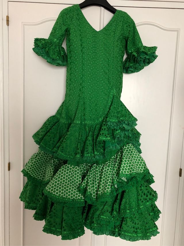 Trajes de gitana verde.