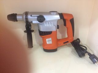Oferta.Martillo vertical KENSTON de segunda mano por 60 EUR en Gandía en  WALLAPOP