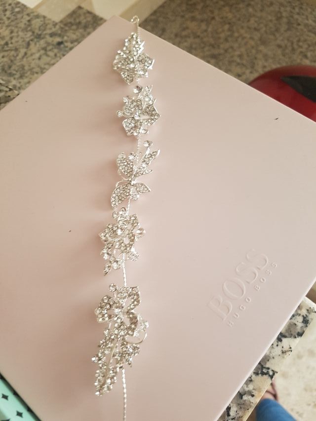 Diadema o tiara para novias o invitadas