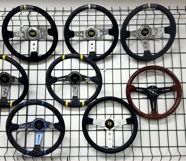 Volantes Planos e Deslocados SPARCO MOMO NARDI OMP