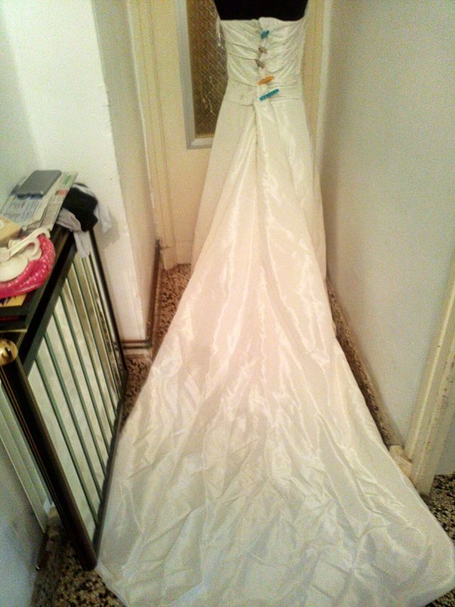 vestido de novia,talla l grande o xl pequeña de segunda mano por 42