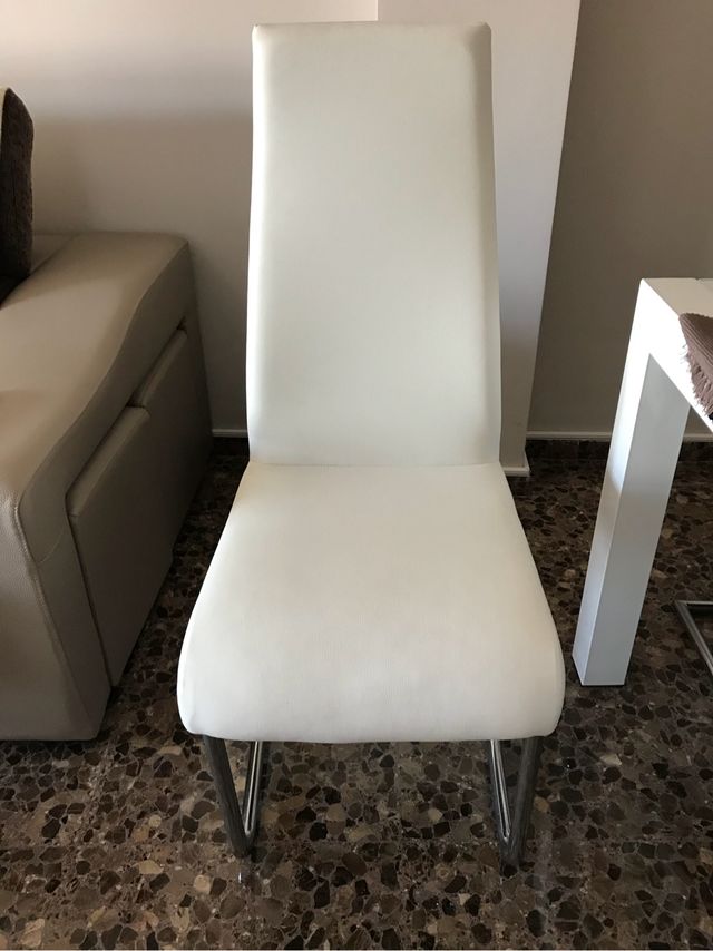 Sillas comedor blancas modernas de segunda mano por 55 € en Paiporta ... Sillas comedor blancas modernas de segunda mano por 55 € en Paiporta ...