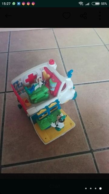 Ambulancia Mickey Mouse