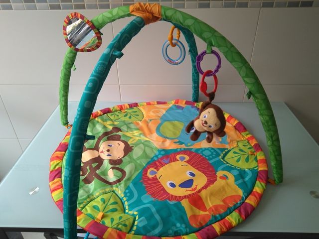 Manta actividades bebé con arco, juguete