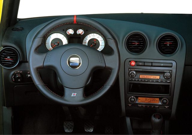 Interior Seat ibiza 6L FR de segunda mano por 20 € en Gavà en WALLAPOP Interior Seat ibiza 6L FR de segunda mano por 20 € en Gavà en WALLAPOP