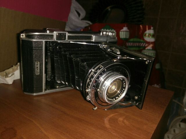 Cámara fotográfica Reflex Royer