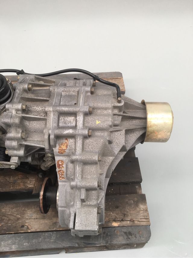 Caja transfer Nissan terrano ref 33103- G2340