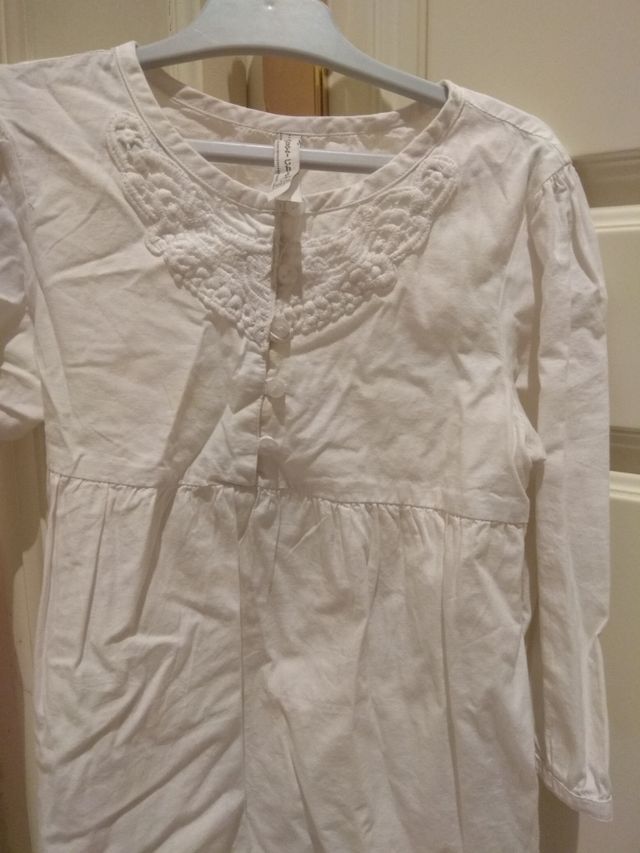 camisa niña bordada color blanco 7 años