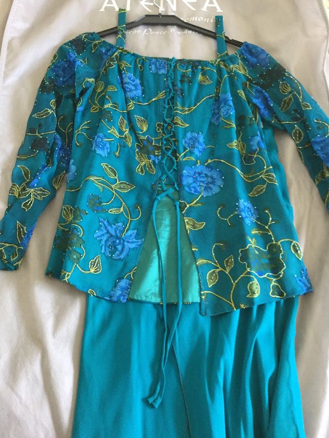 Conjunto corpiño y falda fiesta 100 seda