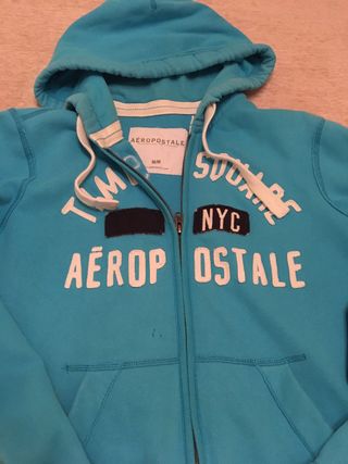 Sudadera de la marca Aeropostale de segunda mano por 9 EUR en Madrid en  WALLAPOP