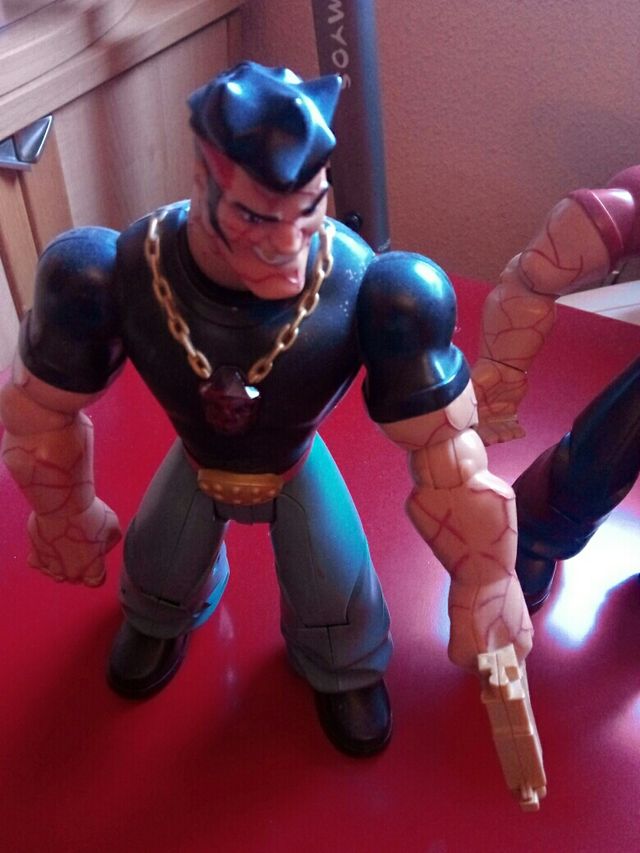 figuras 2x15€ articuladas