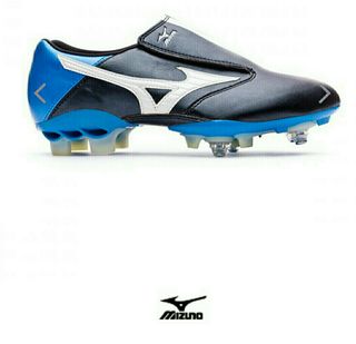 BOTAS FÚTBOL MIZUNO N°39 y 40 de segunda mano por 85 EUR en Lloret de Mar  en WALLAPOP