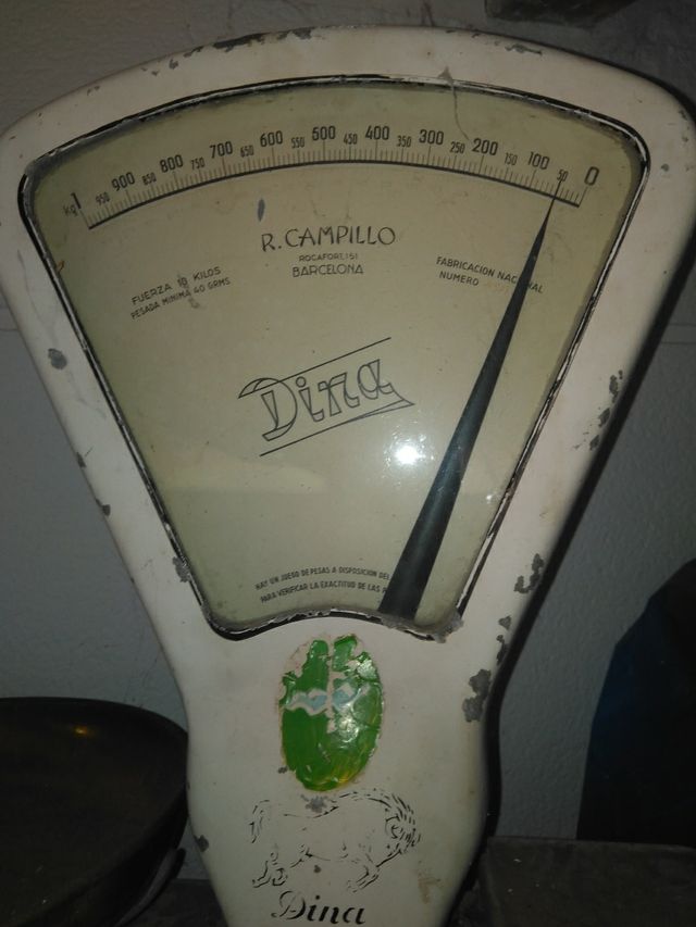 Balanza Antigua ultramarinos