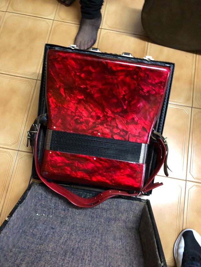 Acordeon estrella antiguo