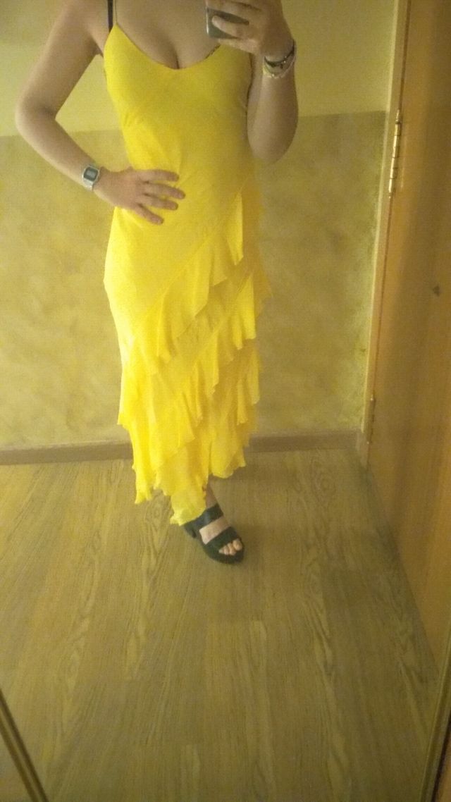 vestido amarillo