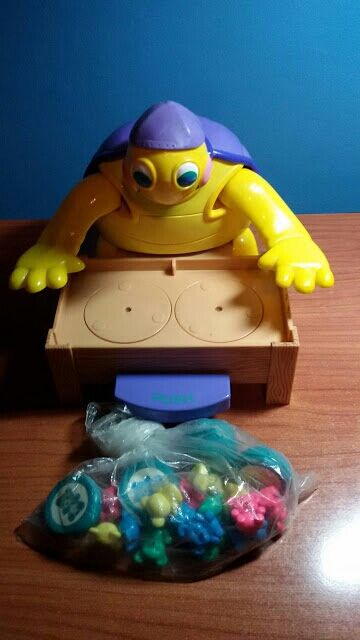 Tartaruga esconde batatas fritas