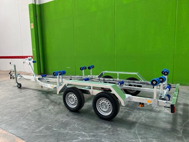Remolques para Embarcaciones CRB6500 2Ejes
