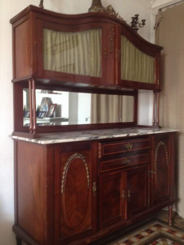 Mueble aparador comedor de segunda mano por 700 € en El Papiolet en ... Mueble aparador comedor de segunda mano por 700 € en El Papiolet en ...