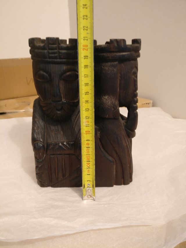 Tallas de madera - Rey y Reina
