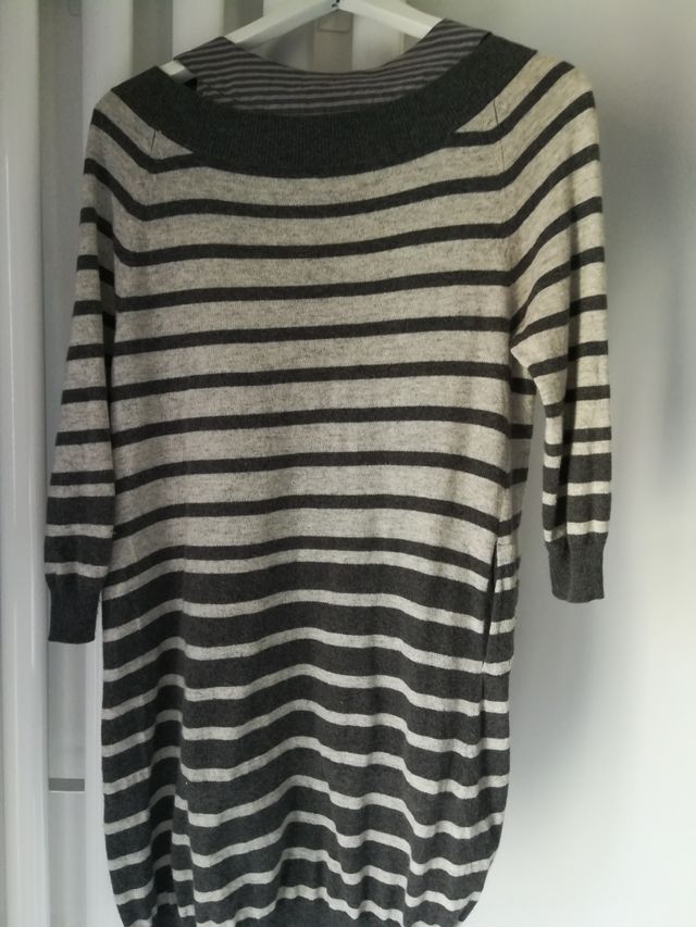 Vestidos cortos y chaqueta morada