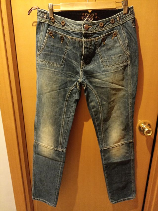 Fornarina,G-star,Pepe jeans