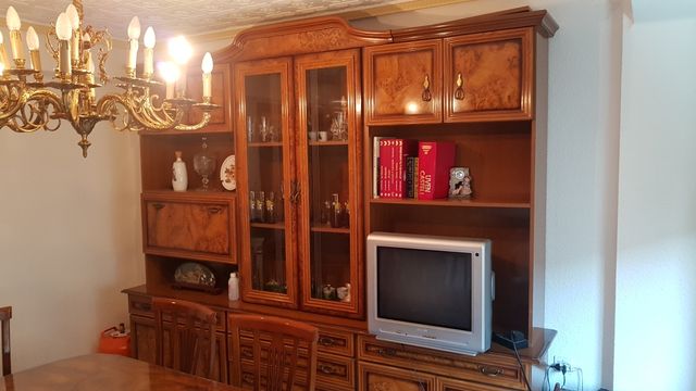 Mueble de comedor antiguo como nuevo de segunda mano por 300 € en ... Mueble de comedor antiguo como nuevo de segunda mano por 300 € en ...