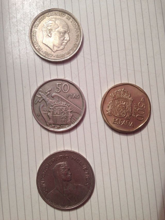 LOTE 4 MONEDAS COLECCIÓN