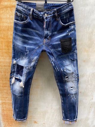 Jeans tejanos dsquared exclusivos D2 de segunda mano por 119 EUR en  Sabadell en WALLAPOP