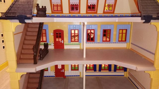 Playmobil mansion