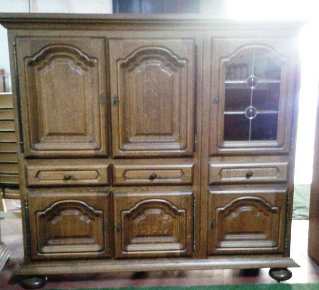 Aparador de comedor roble macizo estilo holandes de segunda mano por