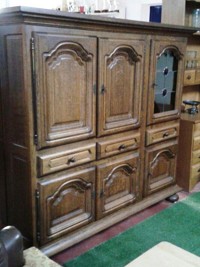 Aparador de comedor roble macizo estilo holandes de segunda mano por