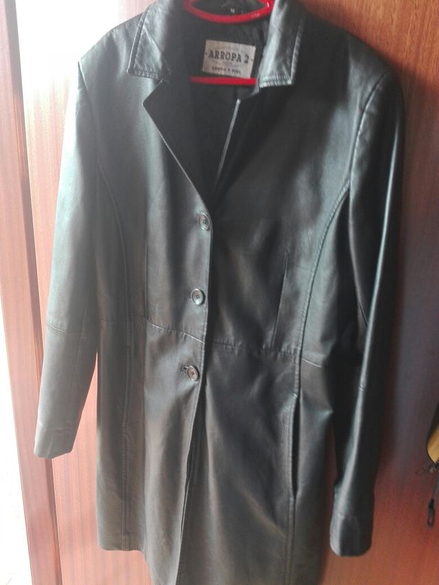 Abrigo tres cuartos de piel talla 38 40 de segunda mano por 19 € en ... Abrigo tres cuartos de piel talla 38 40 de segunda mano por 19 € en ...