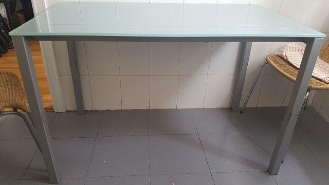 Mesa cocina o comedor vidrio templado de segunda mano por 60 € en ... Mesa cocina o comedor vidrio templado de segunda mano por 60 € en ...